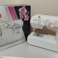 چرخ خیاطی ژانومه با جعبه مناسب جهیزیه
