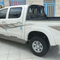 تویوتا هایلوکس 2015