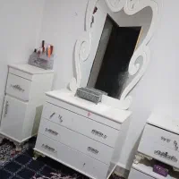 فروش تخت و پاتختی و آینه دلاور