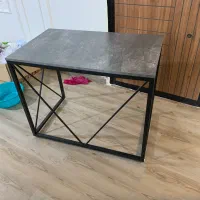 میز تحریر، و میز اداری