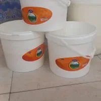 سطل درب دار