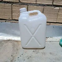 گالن آب و دبه ترشی