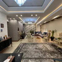 ۱۰۰ متر ۲ خواب تاپ لوکیشن آجودانیه فول مشاعات کامل