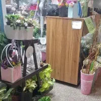 میز و وسایل گلفروشی