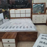 تخت نگین