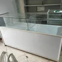 پیش خوان طبقه ویترین