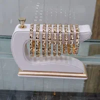 النگو P. k