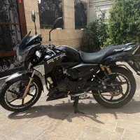 اپاچی ۱۸۰ مشکی