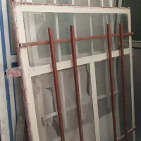 ساعت و درب