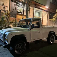 لندرور دیفندر ۱۱۰ انگلیسی