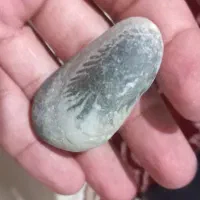 مشابع شهاب سنگ و سنگی زیبا با ترح بال فرشته