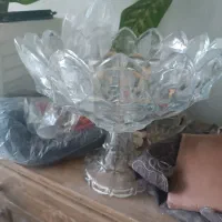 یک عدد میوه خوری و شیرینی خوری