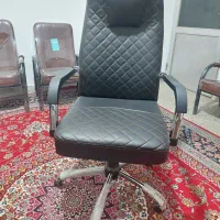 صندلی مدیریتی شیک و مرغوب