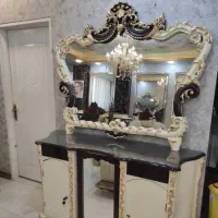مبل راحتی و کنسول و میز ناهار خوری