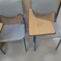 صندلی دانشجویی