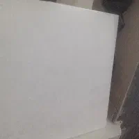 سرامیک  سفید رنگ طرح ترافیک درجه ۱) ۴۰در ۴۰