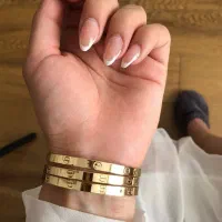 بدلیجات رنگ ثابت ضمانتی طرح طلا