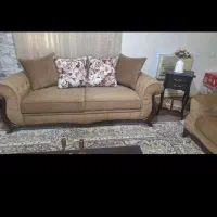 مبل ۷ نفره همراه با میز وسط قیمت مقطوع ۵۰ میلیون