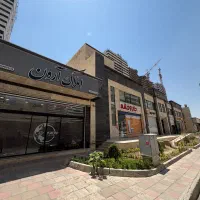 فروش مغازه 55 متری دو بر تابلو خور بر اصلی