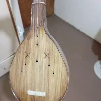 سه تار|سازهای سنتی|رشت, توشیبا|دیوار