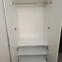 کمد لباس تمیز