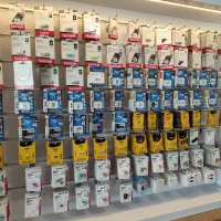 نمایندگی فروش انواع فلش و حافظه سیبراتون و سندیسک