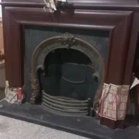 شومینه سلطنتی دیواری