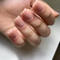 خدمات کاشت ناخن و آموزش 400