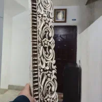 کتیبه و ریل پرده