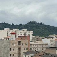 فروش واحد ۱۴۰متر/نوساز/خ گلستان