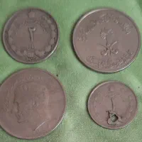 4 عدد سکه 3 تا سکه پهلوی یک دینار عربستان