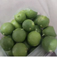 لیمو ترش تازه بزرگ
