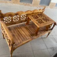 میز و نیمکت سنتی