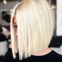 خدمات و آموزش ناخن اجاره اتاق ۴۰ متری