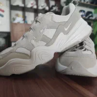 نایک تک هر DR9761