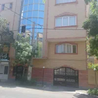 فروش سه طبقه با دوتا تحاری