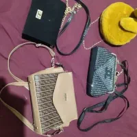 کیف|کیف، کفش، کمربند|چغادک, |دیوار