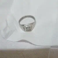 یک عدد انگشتر نقره