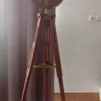 ساعت پایه دار