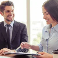 ادمین و فروشنده اینترنتی سوشال