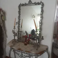 کنسول و اینه و شعمدان