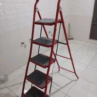 نردبان تاشو ۵پله