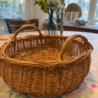 سبد زیبای دسته دار و نوی نو درمنطقه قلهک دولت