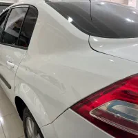مگان اتومات۲۰۰۰ مدل۹۱ بیرنگ