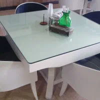 میز و صندلی