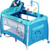 تخت و پارک کنار مادر برند capella