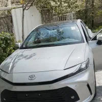 تویوتا کمری LE 2025