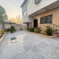 رهن-و-اجاره-یک-واحد-95-همکف-ویلایی-بسیار-مرتب