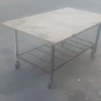 میز