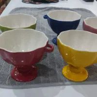 بستنی خوری